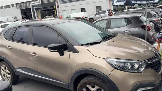 RENAULT CAPTUR 1.3 TCE FLEX ZEN X-TRONIC